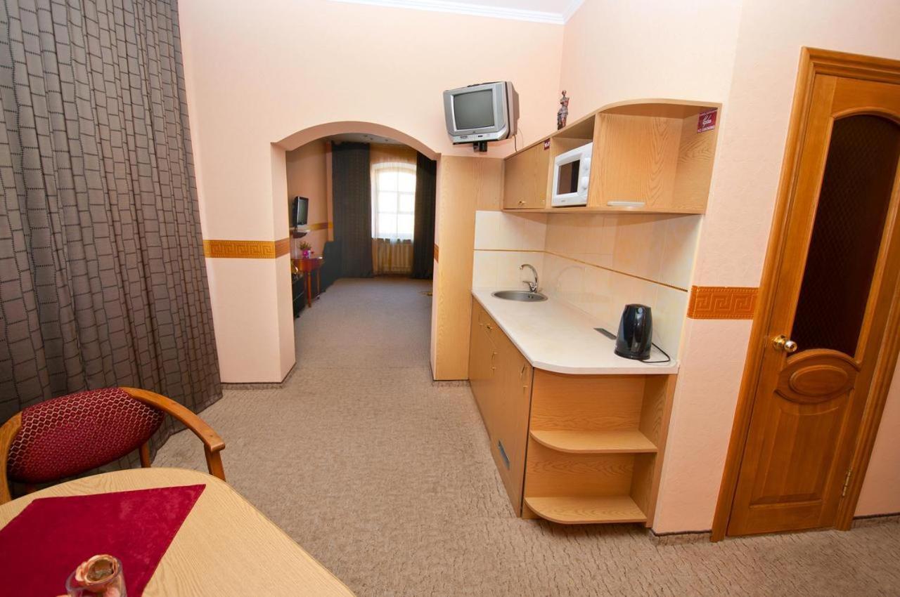 Viva Hotel Mykolajiv Exteriör bild